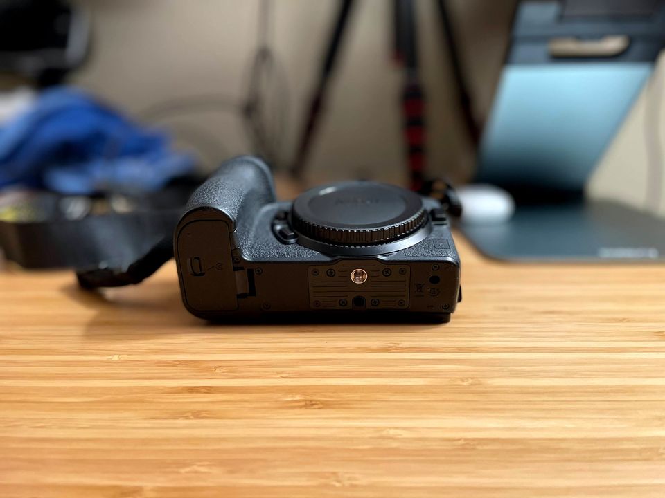 Almost New Nikon D750 FX-format Digital SLR Camera
